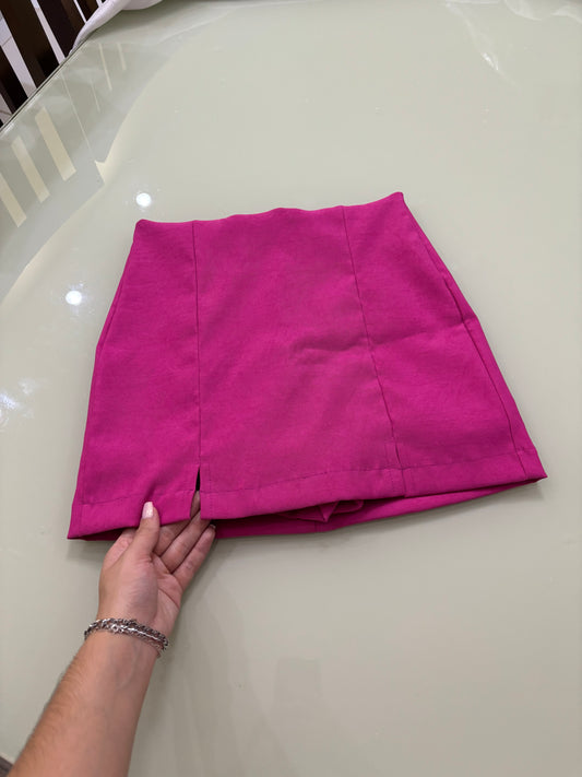 Saia short detalhes /\